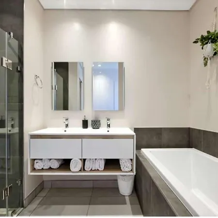 1 Bedroom Apartment In Sandton Johannesburg Exterior foto