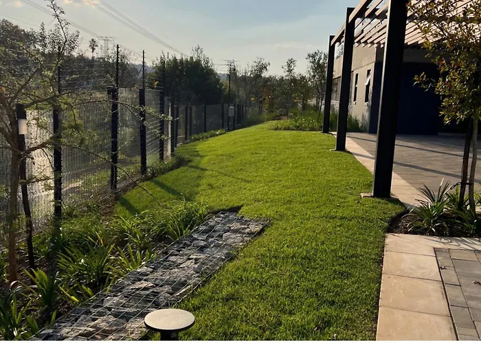 1 Bedroom Apartment In Sandton