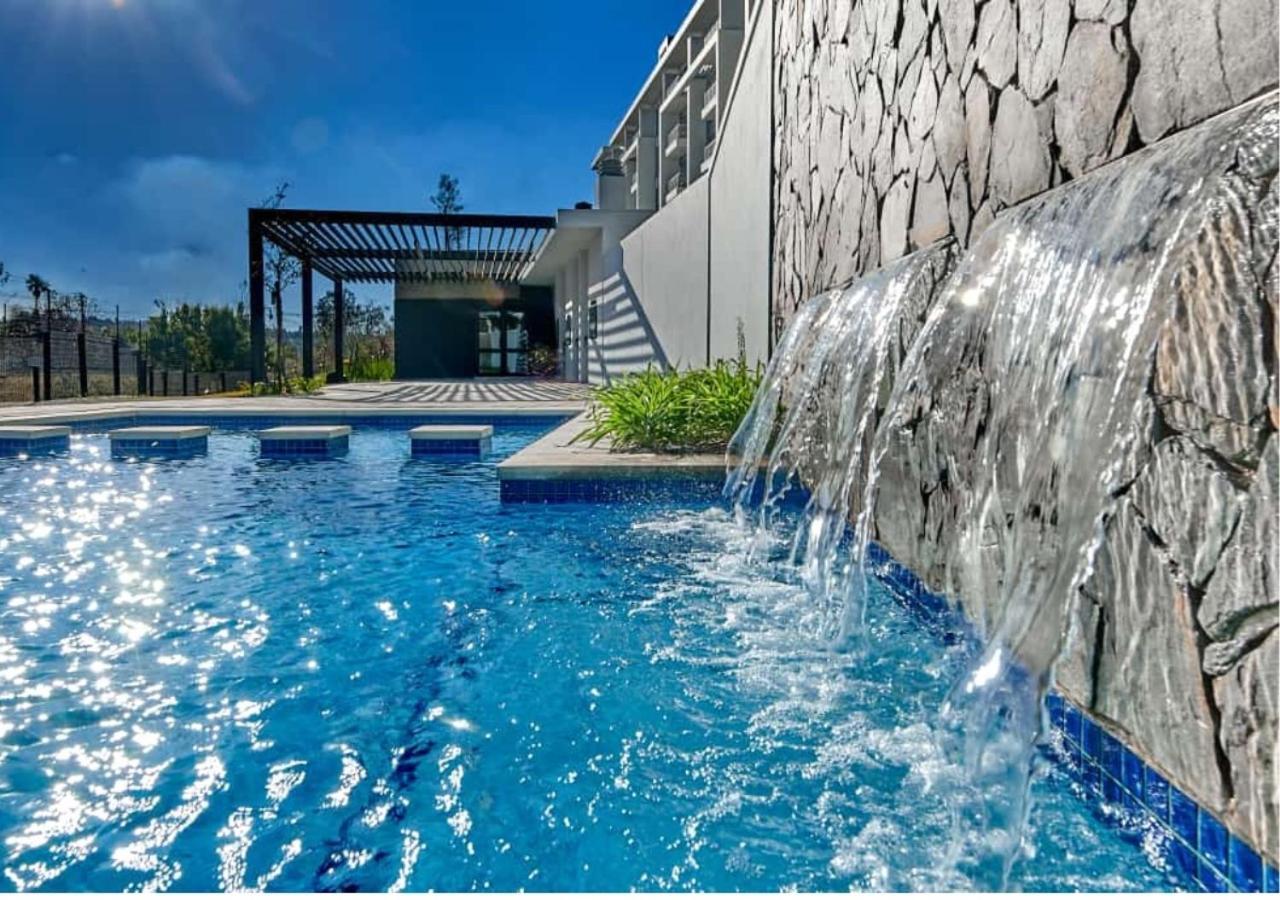 1 Bedroom In Sandton Apartamento